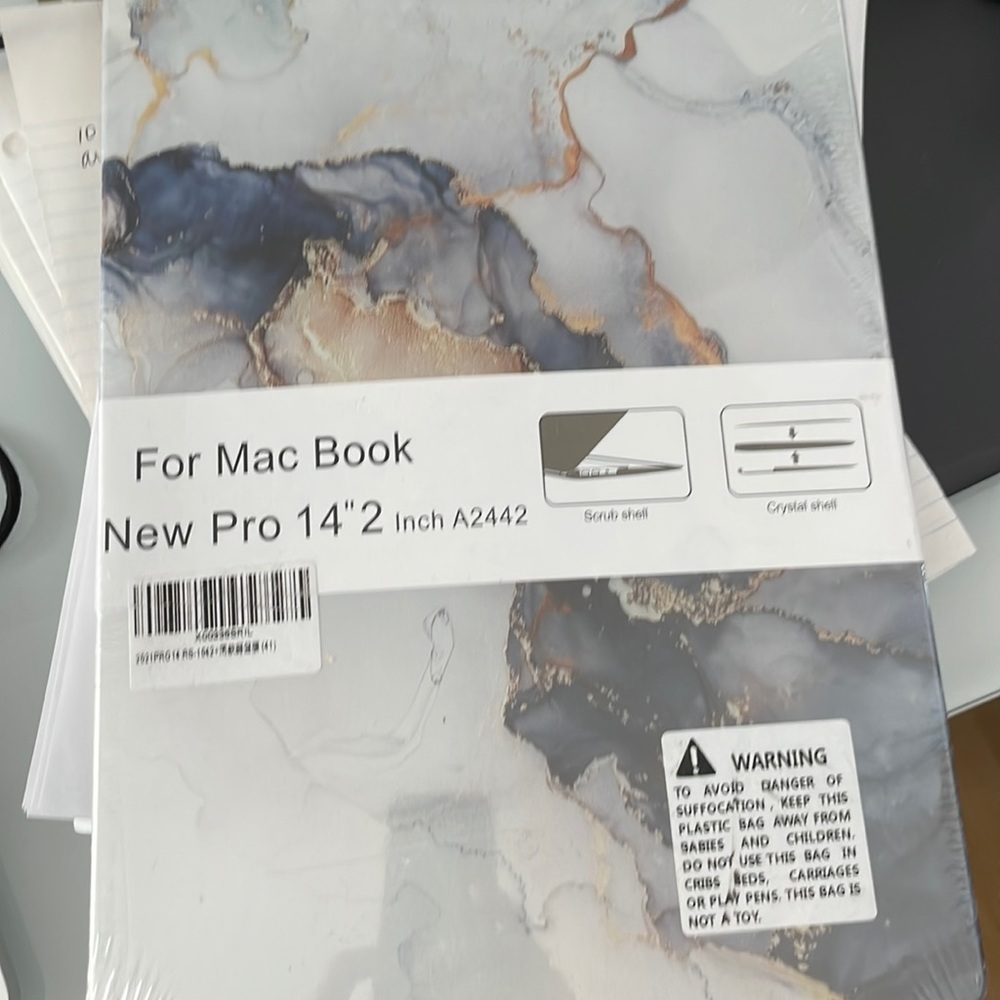 Mac book hard plastic cover 14’2 inches